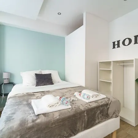 Apartment Parisian Flat With Sauna Paris